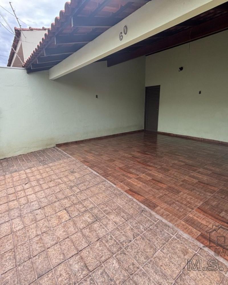 CASA NA Vila Rosangela em Assis