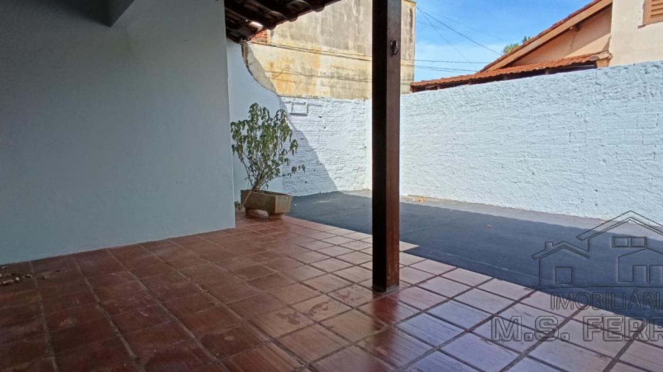 CASA NA Vila Rodrigues em Assis