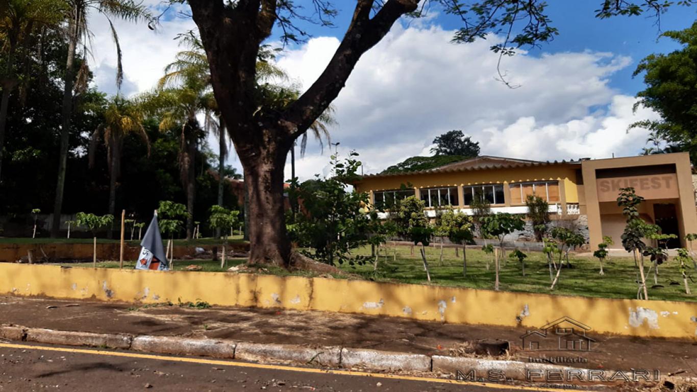 ALUGA E VENDE ANTIGO PESQUEIRO