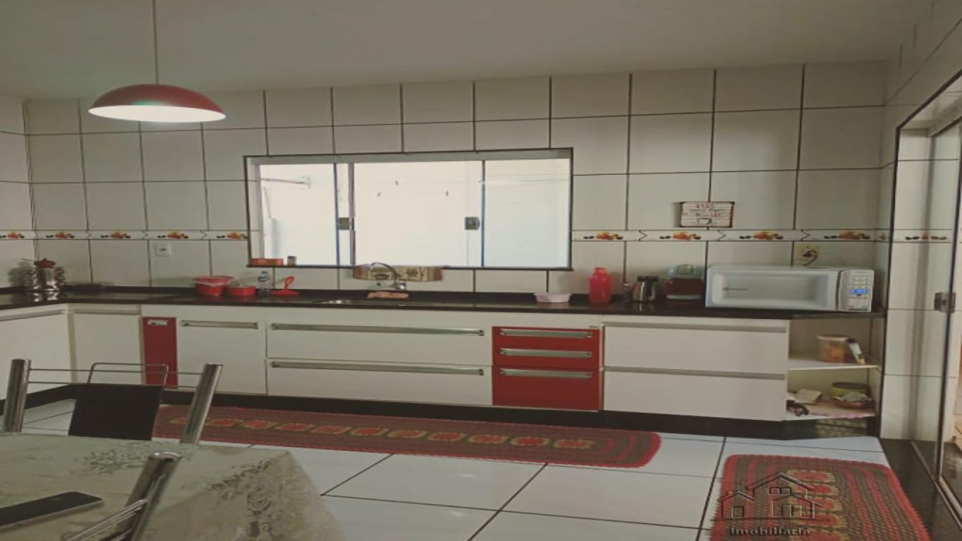 Casa a  Venda