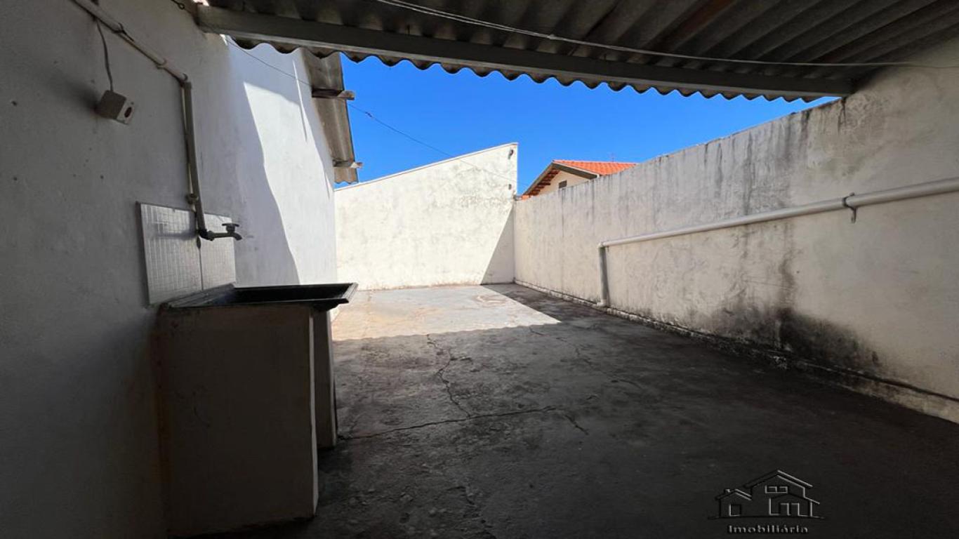 CASA NA Conjunto Habitacional Nelson Marcondes em Assis