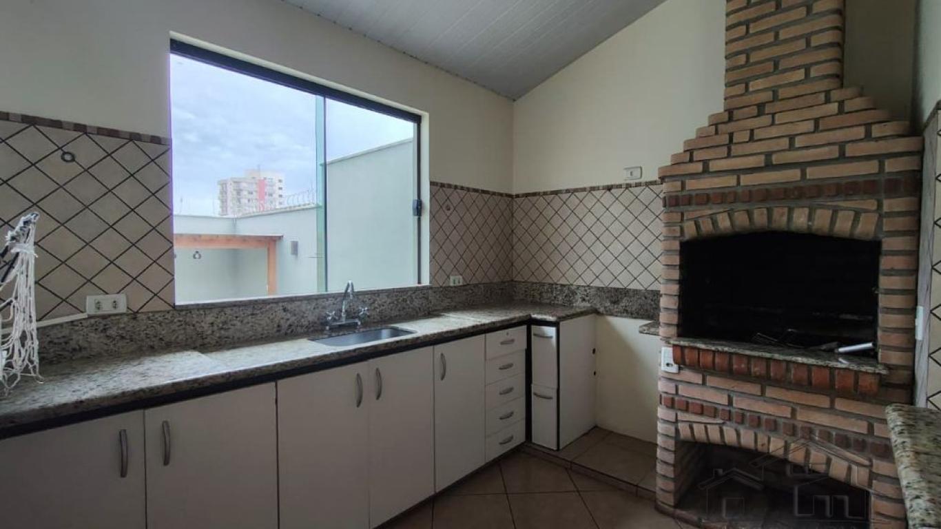 CASA NA Centro em Assis