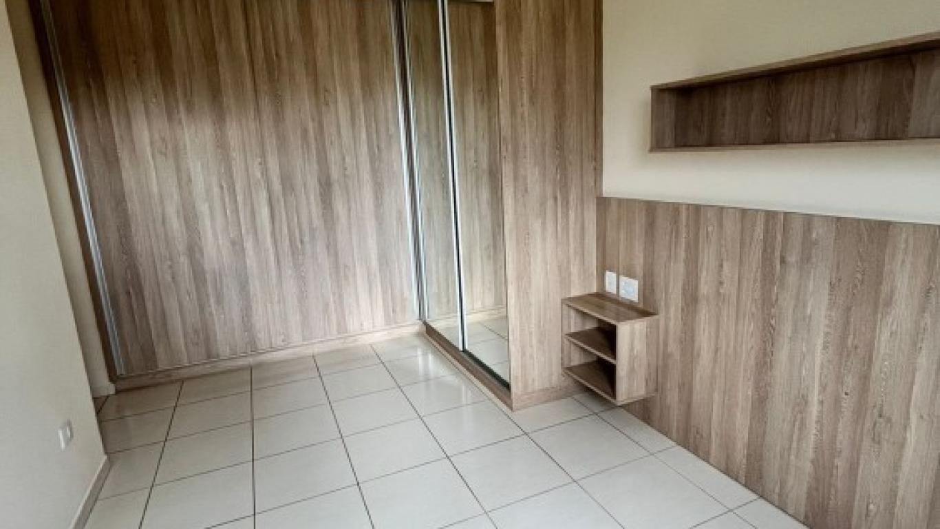CASA NA Conjunto Habitacional Irmã Catarina em Assis