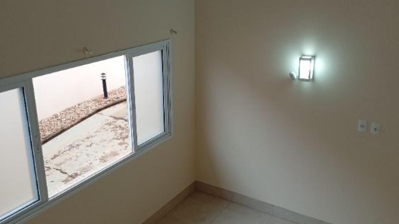 CASA NA Vila Tênis Clube em Assis