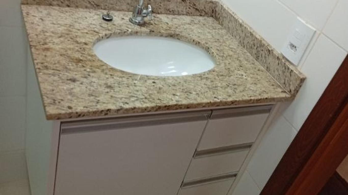 CASA NA Vila Tênis Clube em Assis