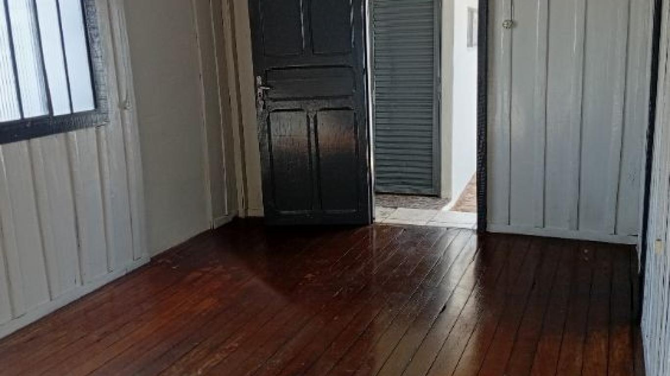 CASA NA Vila Xavier em Assis