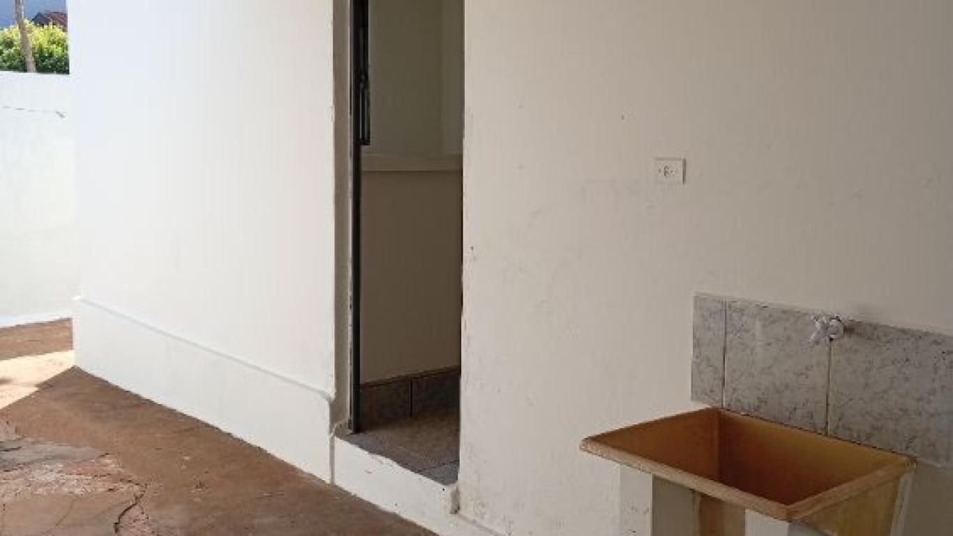 CASA NA Vila Xavier em Assis