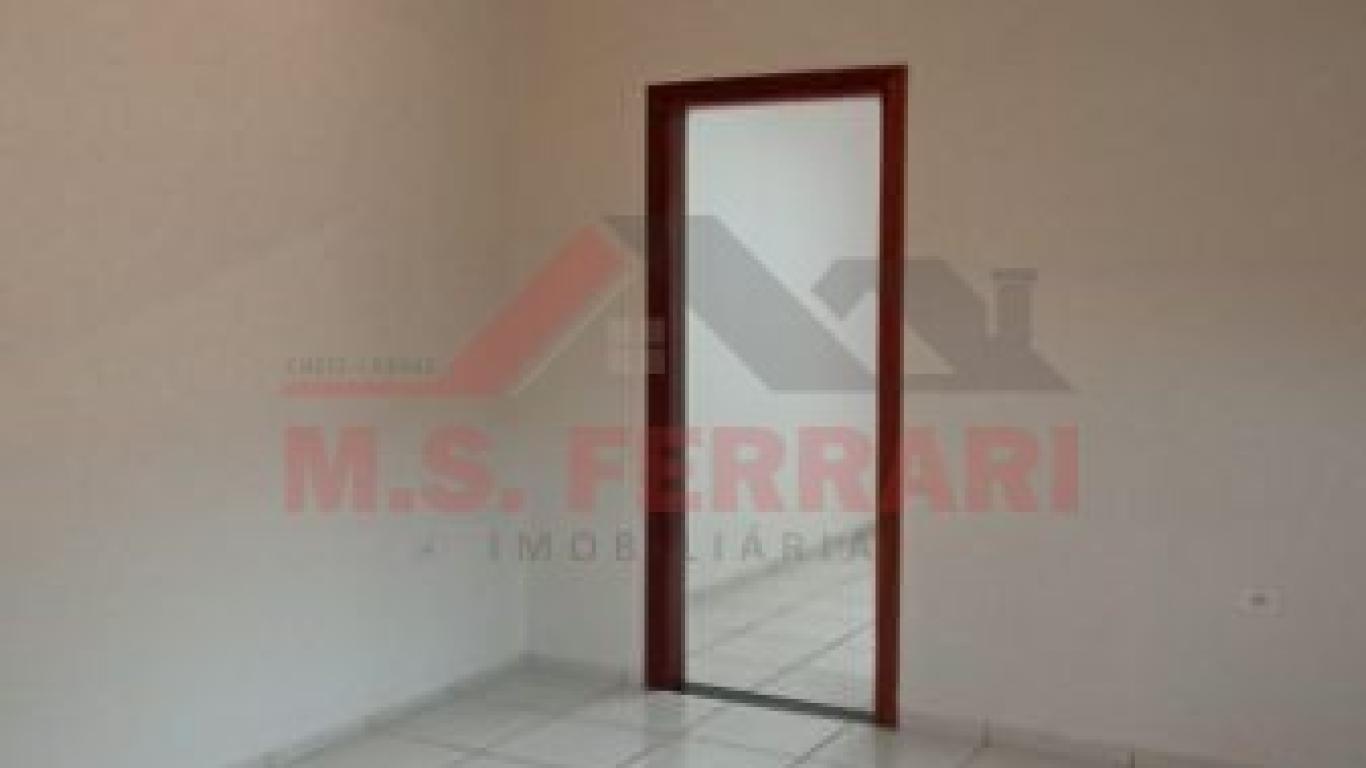 CASA NA Vila Tênis Clube em Assis