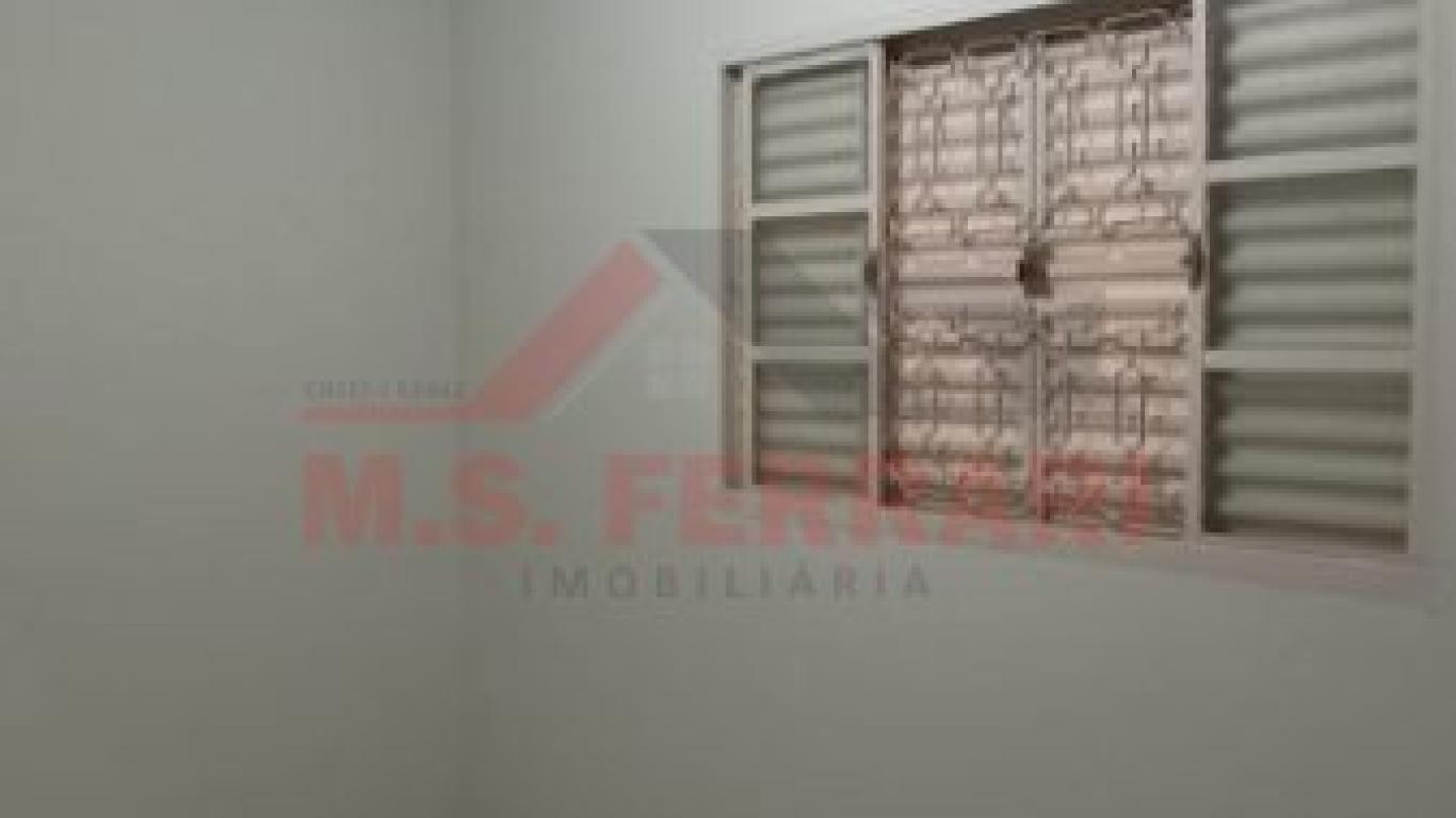 CASA NA Vila Tênis Clube em Assis