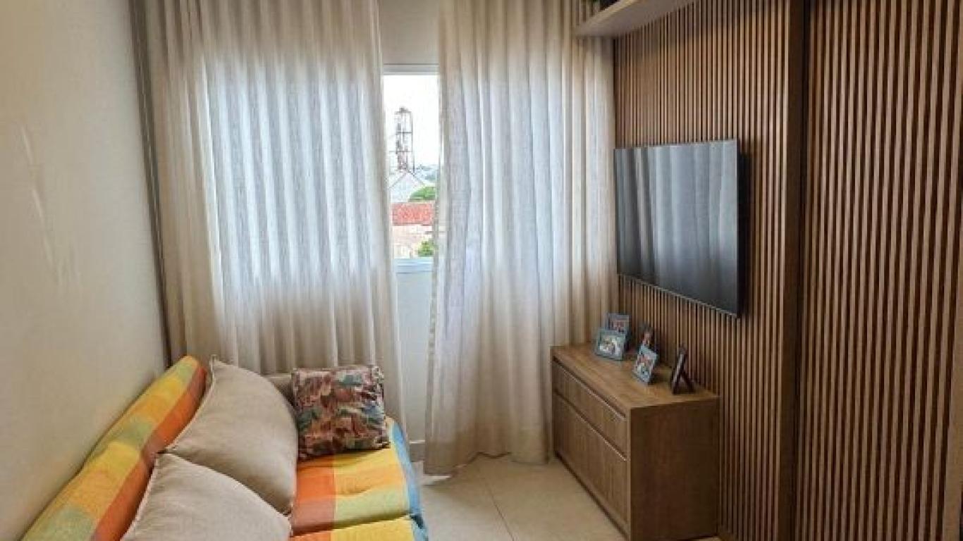 CASA NA Vila Brasileira em Assis