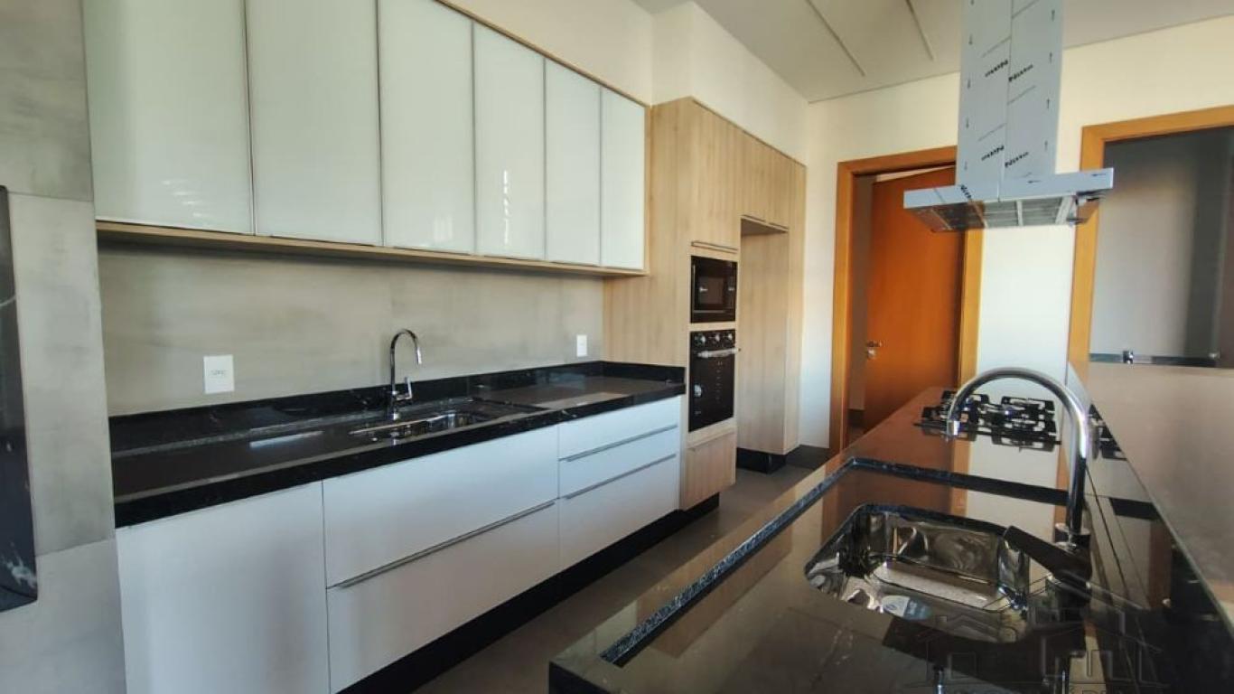 CASA NO Condomínio Residencial Provence em Assis