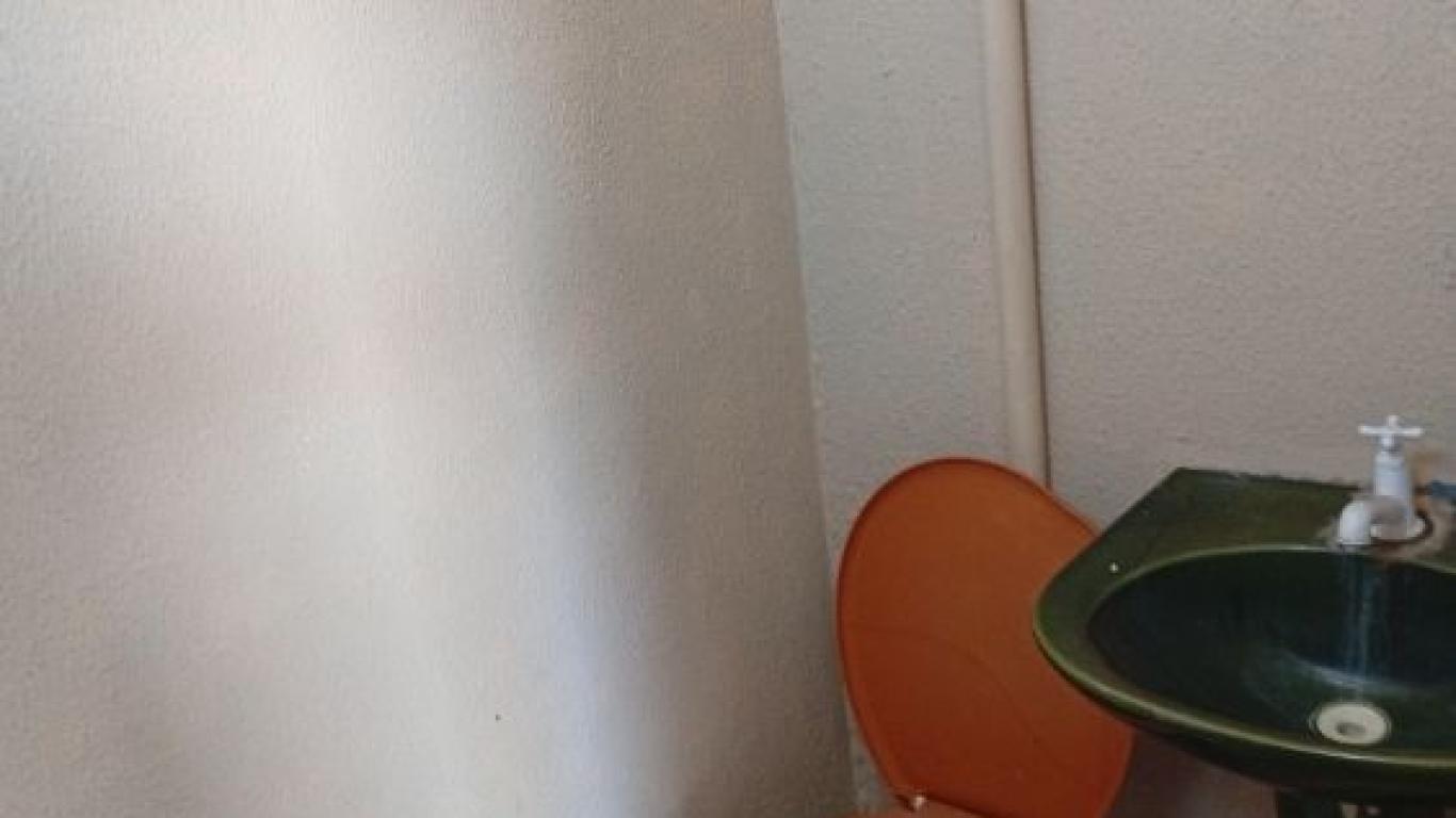 CASA NA Conjunto Habitacional Irmã Catarina em Assis