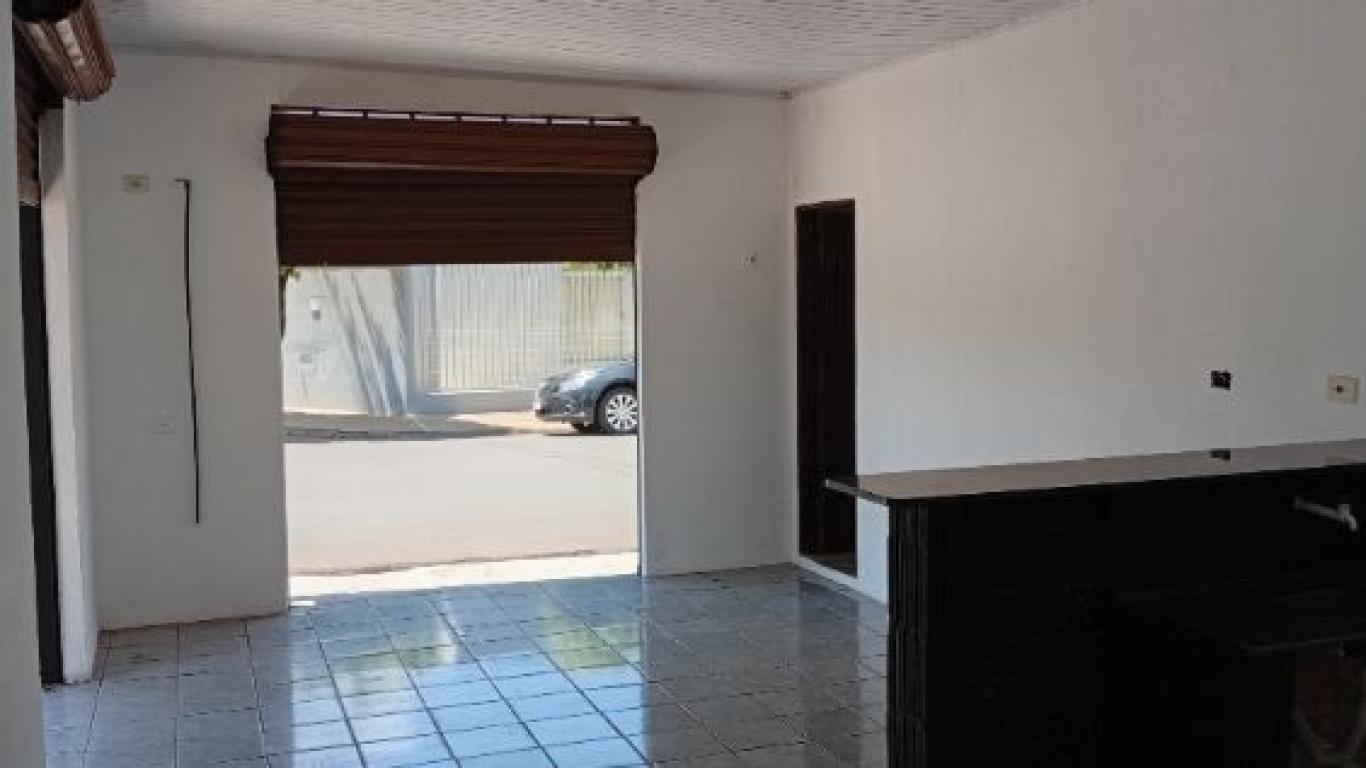 CASA NA Conjunto Habitacional Irmã Catarina em Assis