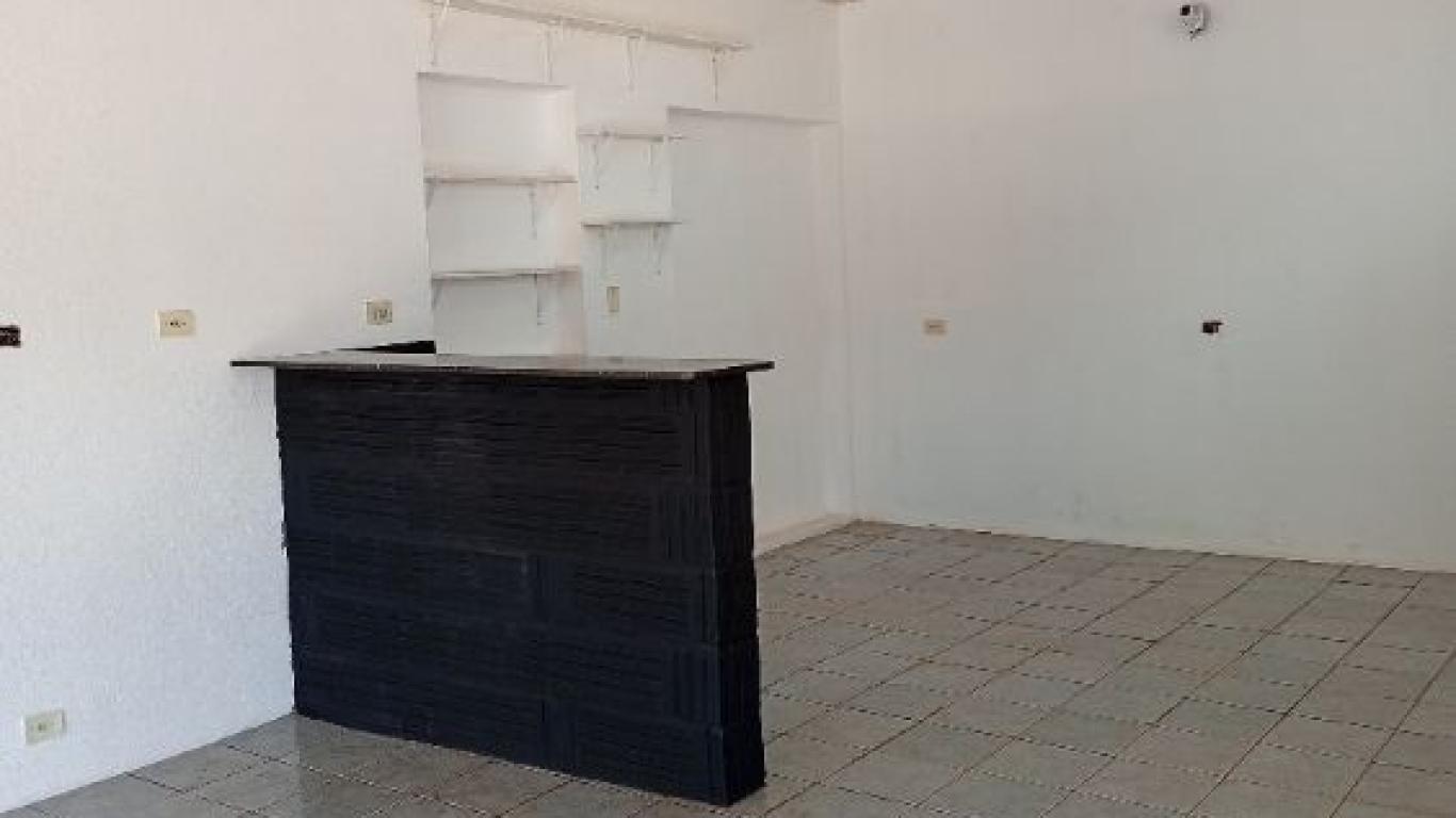CASA NA Conjunto Habitacional Irmã Catarina em Assis