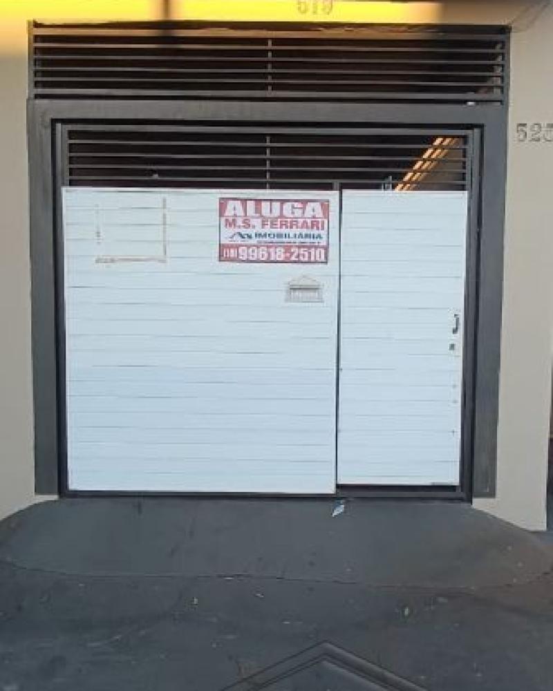 CASA NA Vila Central em Assis