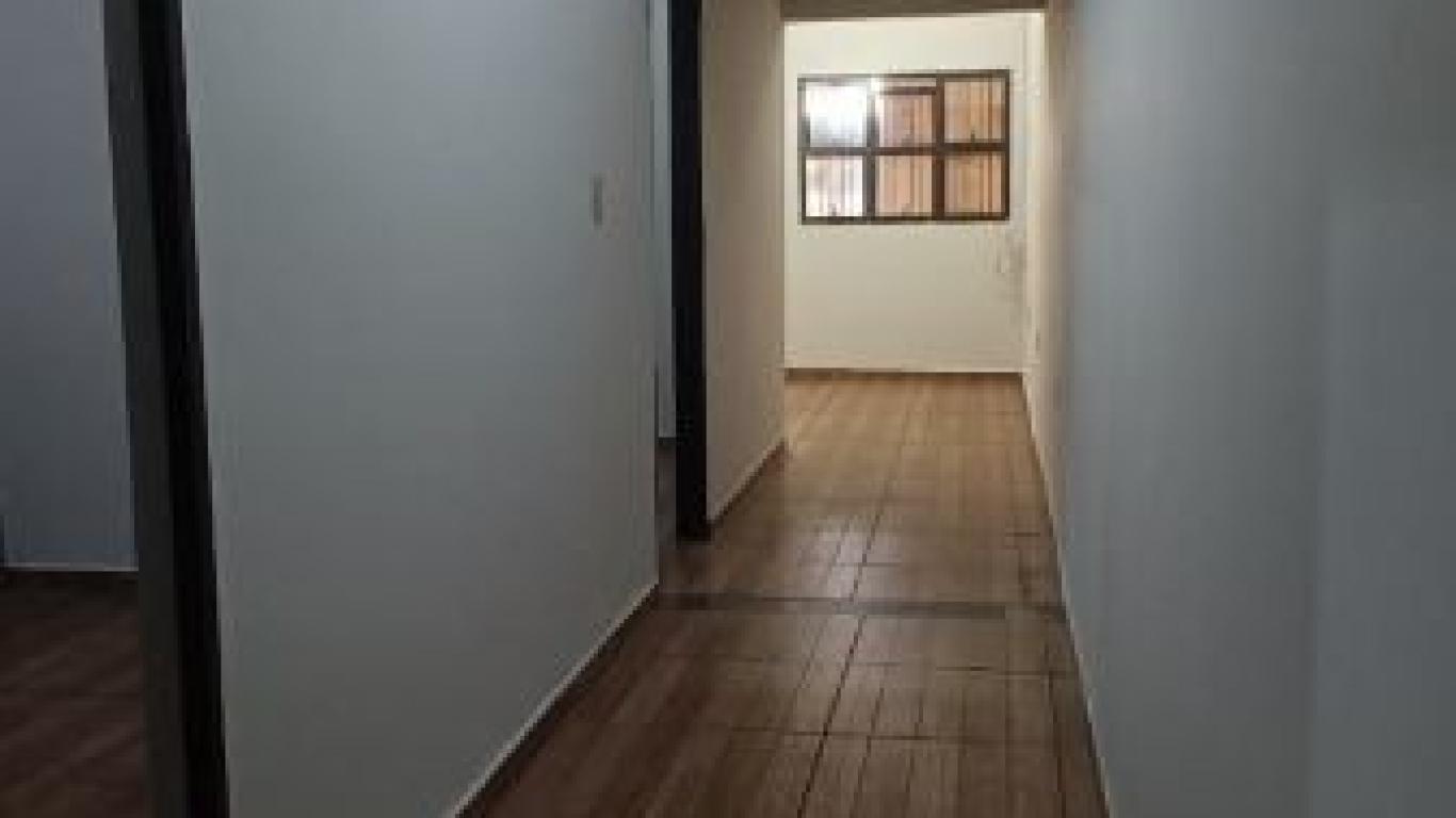 CASA NA Vila Central em Assis