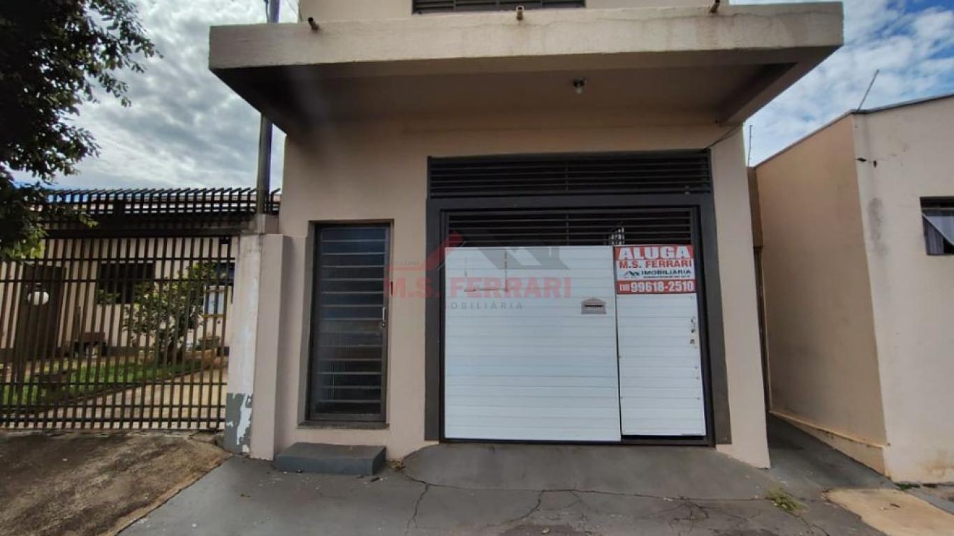 CASA NA Vila Central em Assis