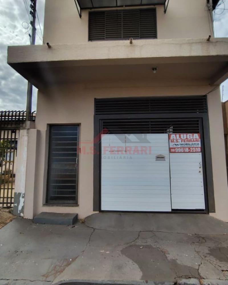 CASA NA Vila Central em Assis