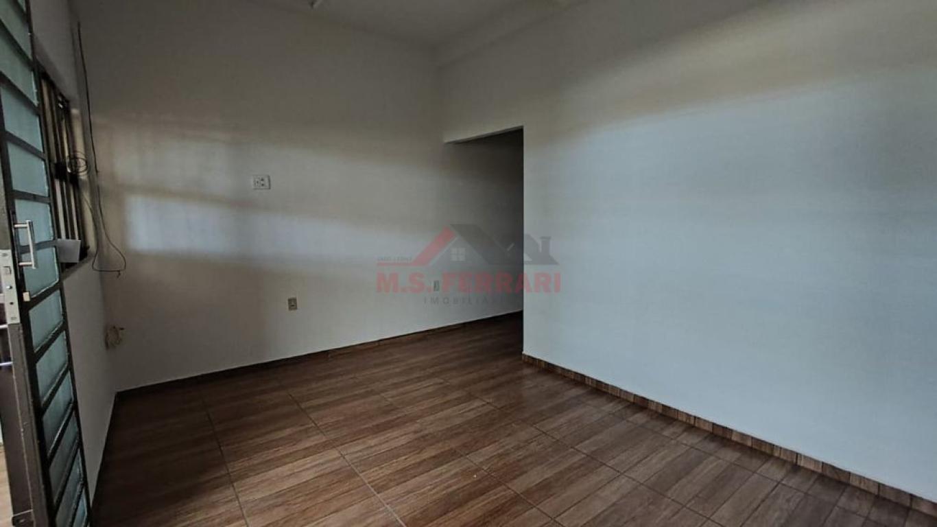 CASA NA Vila Central em Assis