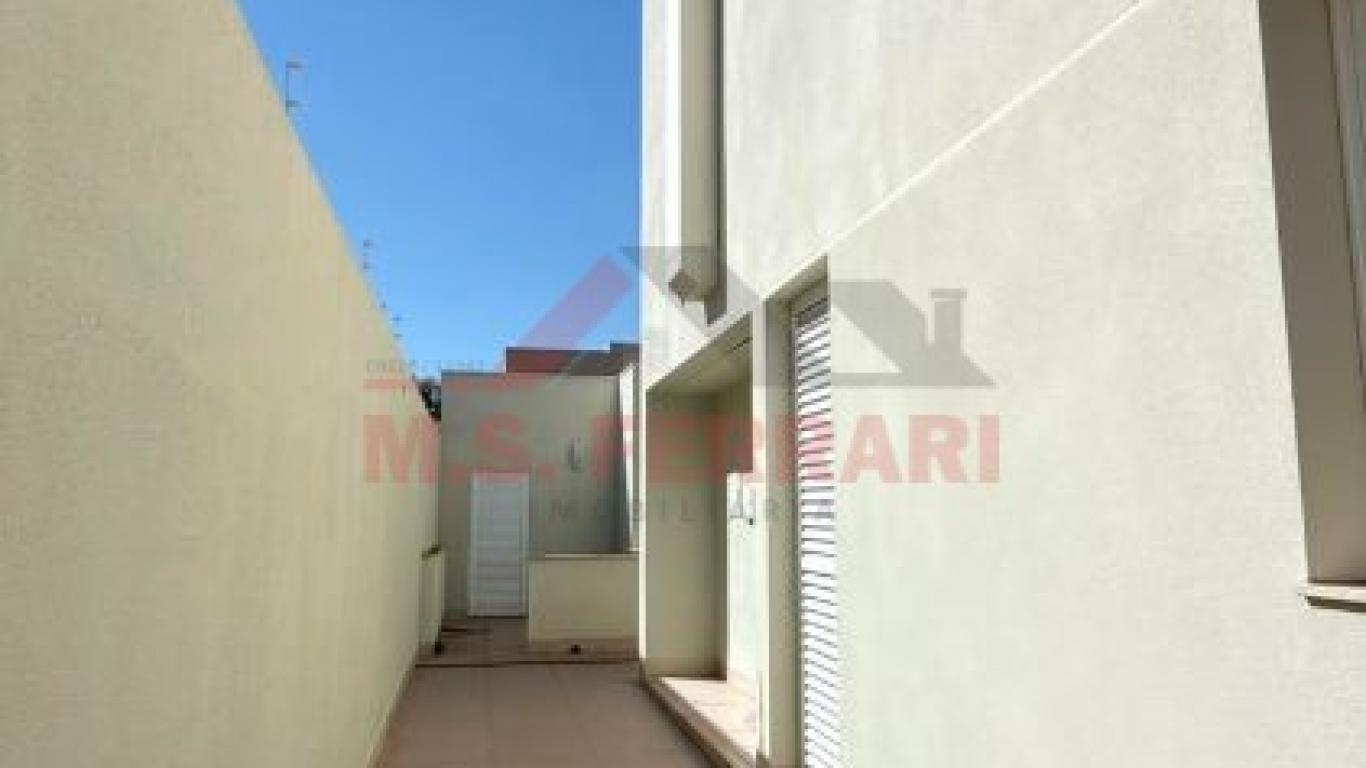 CASA NO Jardim Europa em Assis