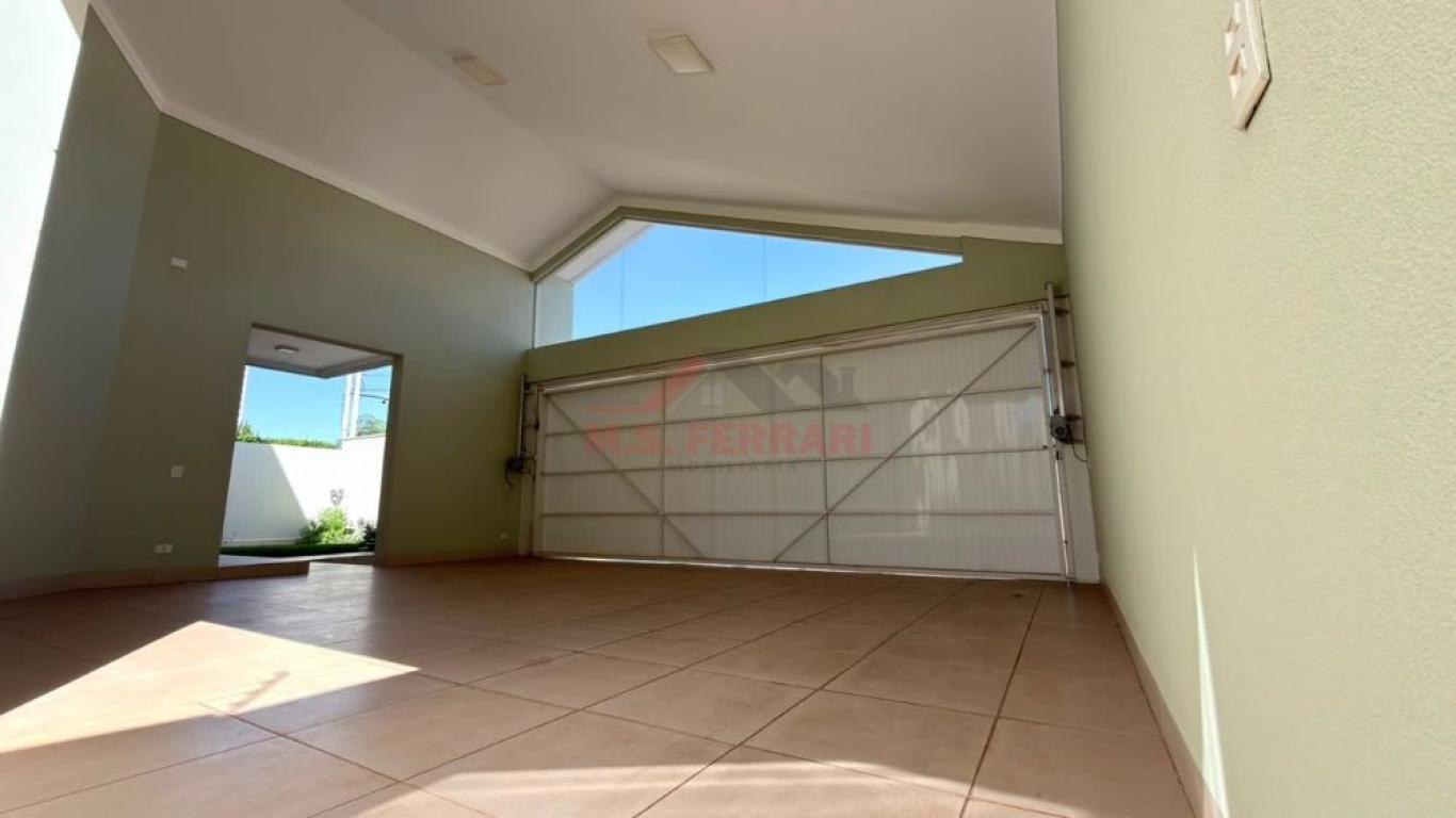 CASA NO Jardim Europa em Assis