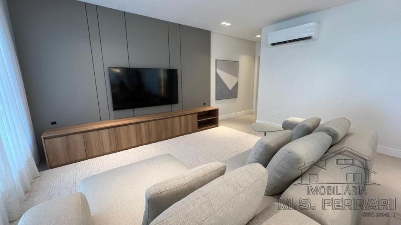 APARTAMENTO NA Pioneiros em Balneário Camboriú