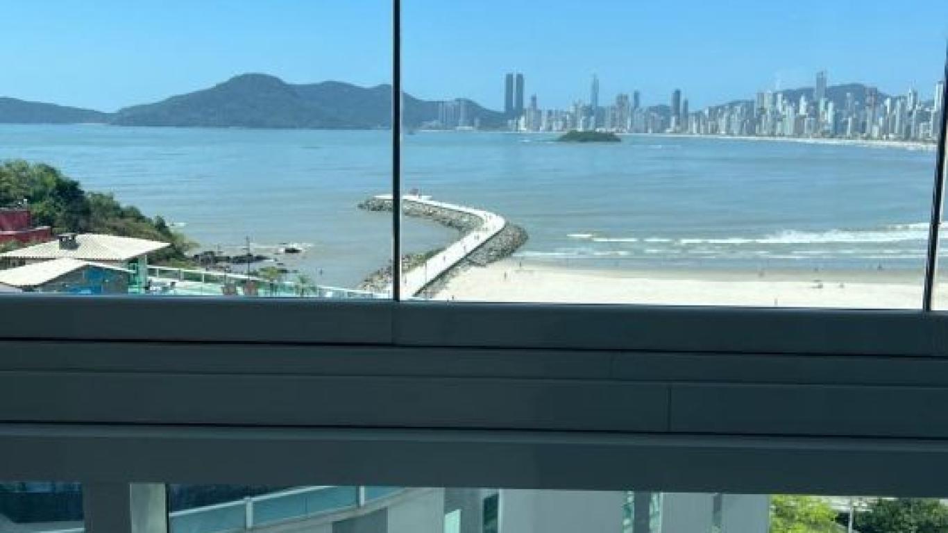 APARTAMENTO NA Pioneiros em Balneário Camboriú