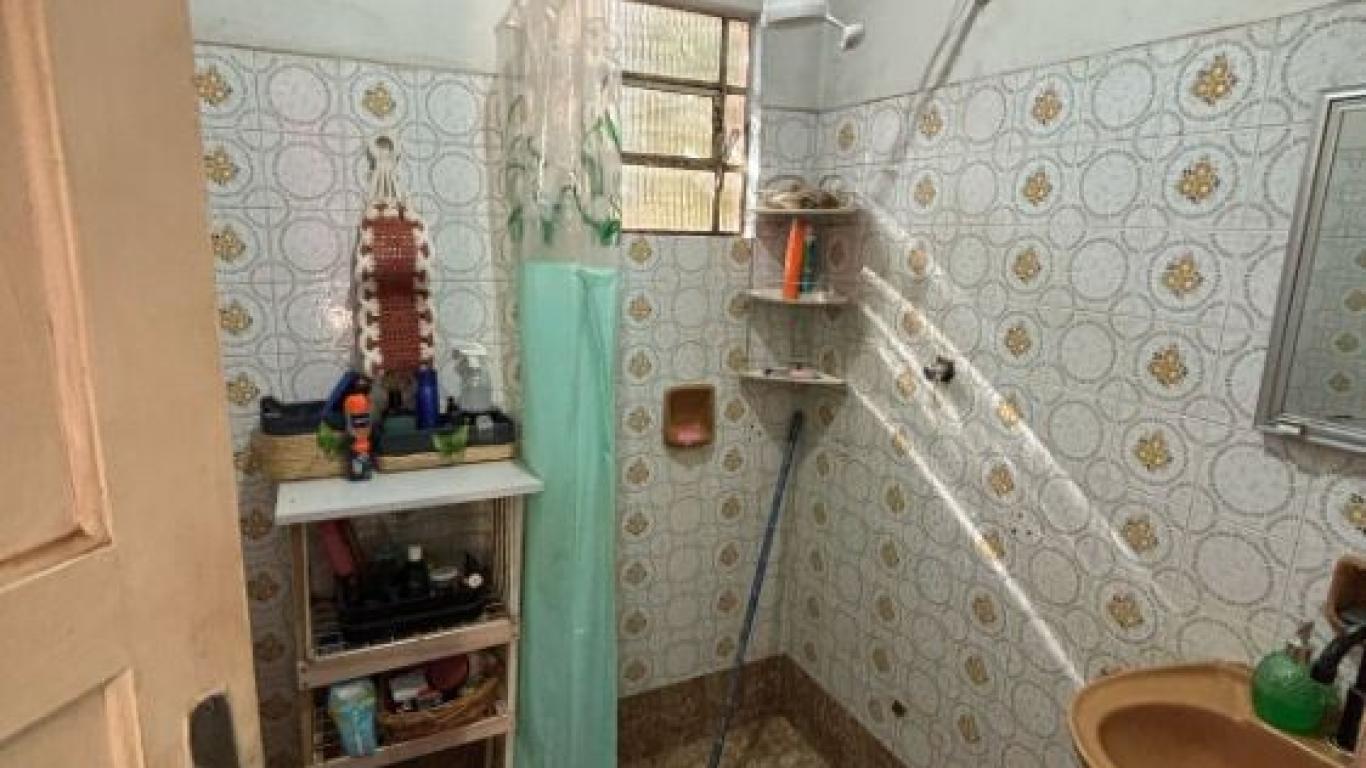 CASA NA Vila Palhares em Assis
