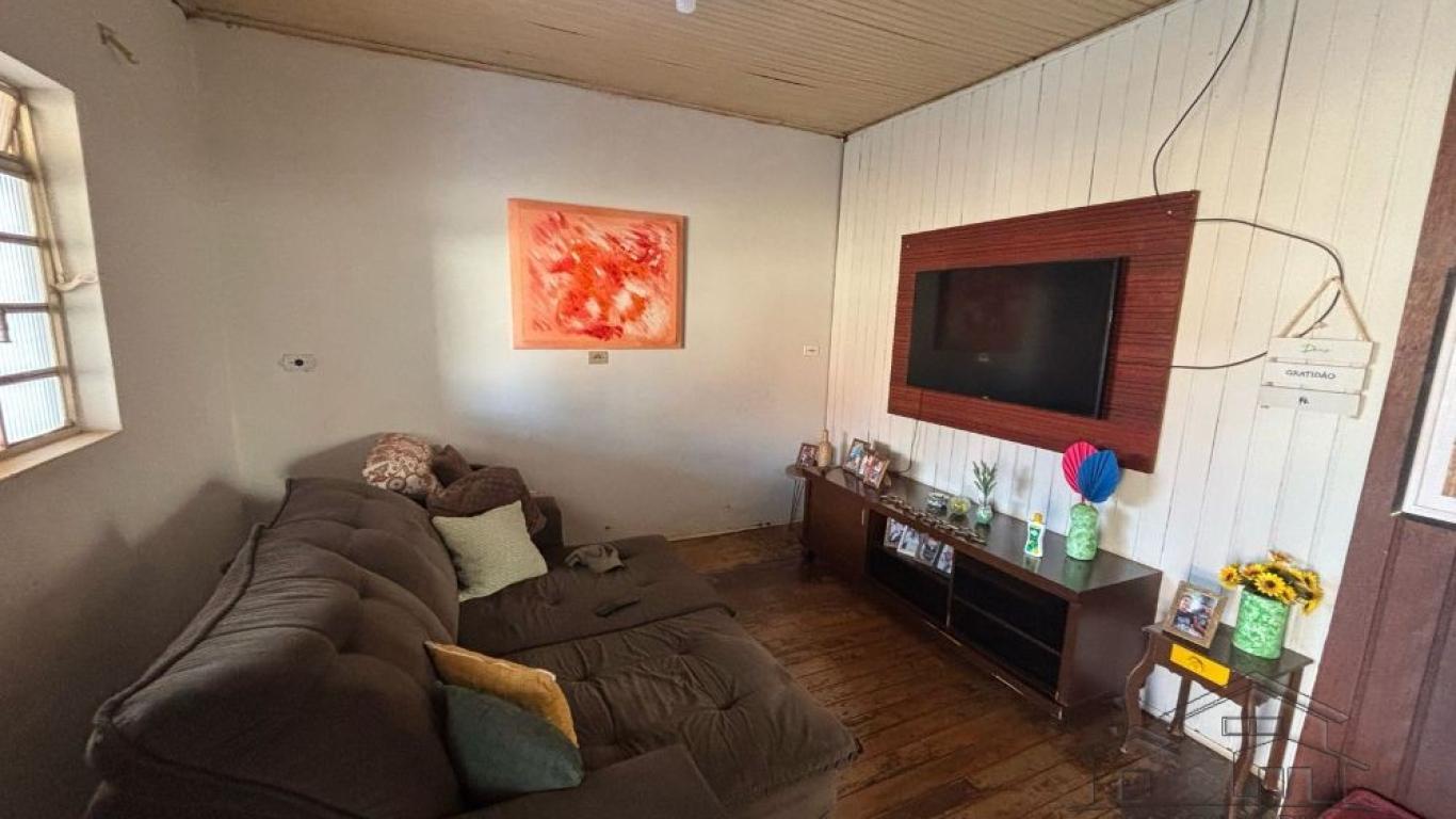 CASA NA Vila Palhares em Assis