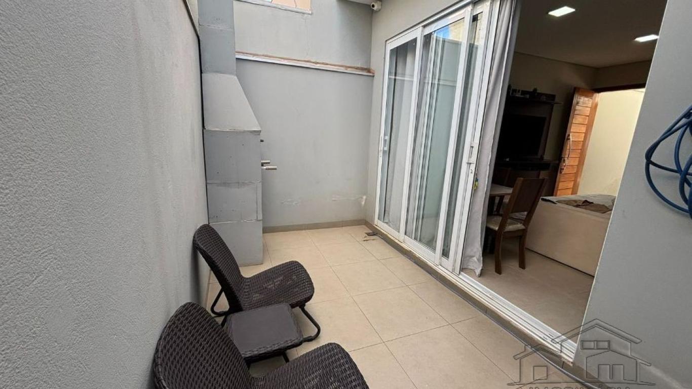 CASA NA Vila Tênis Clube em Assis