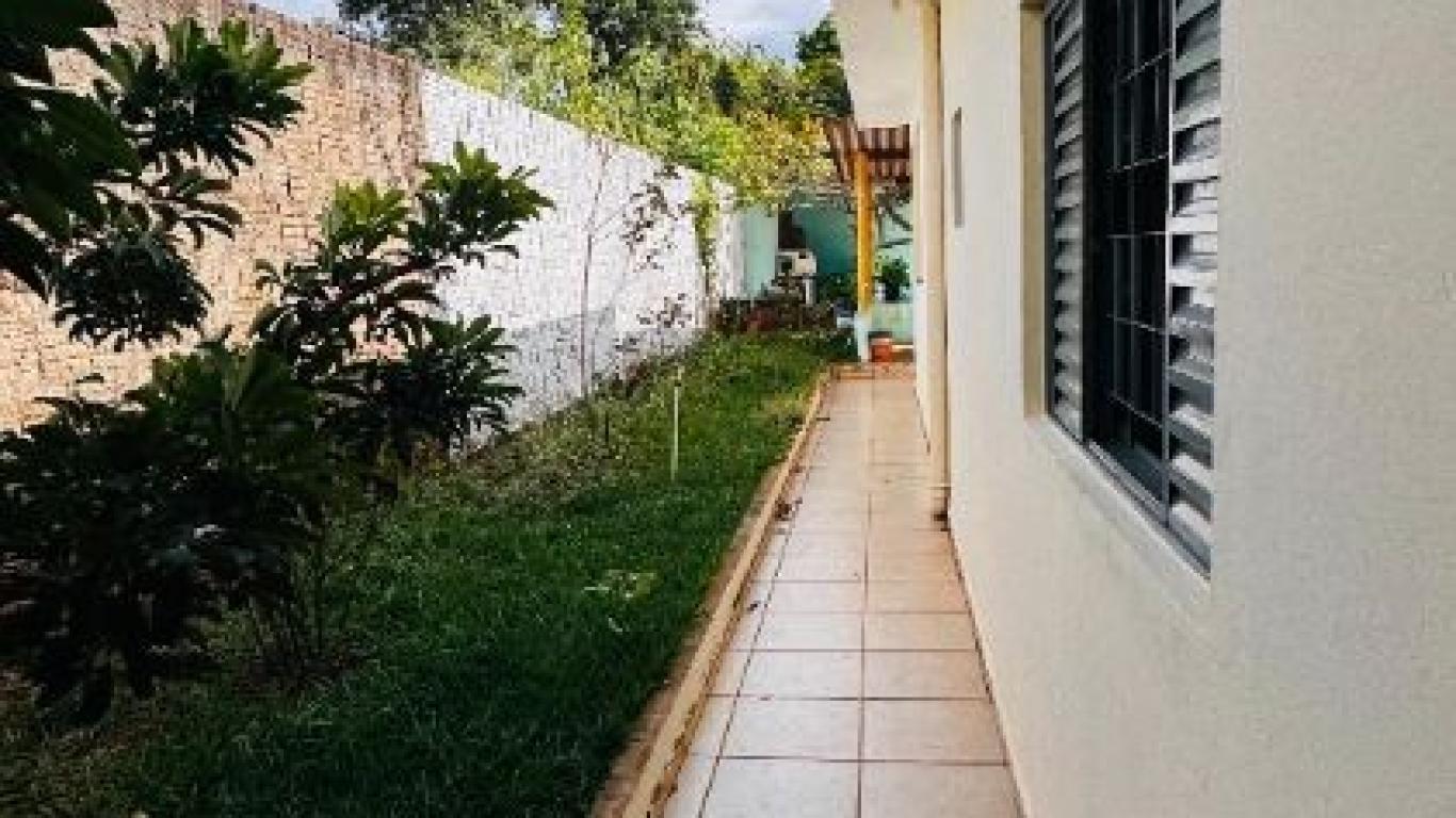 CHÁCARA NA Vila Ouro Verde em Assis