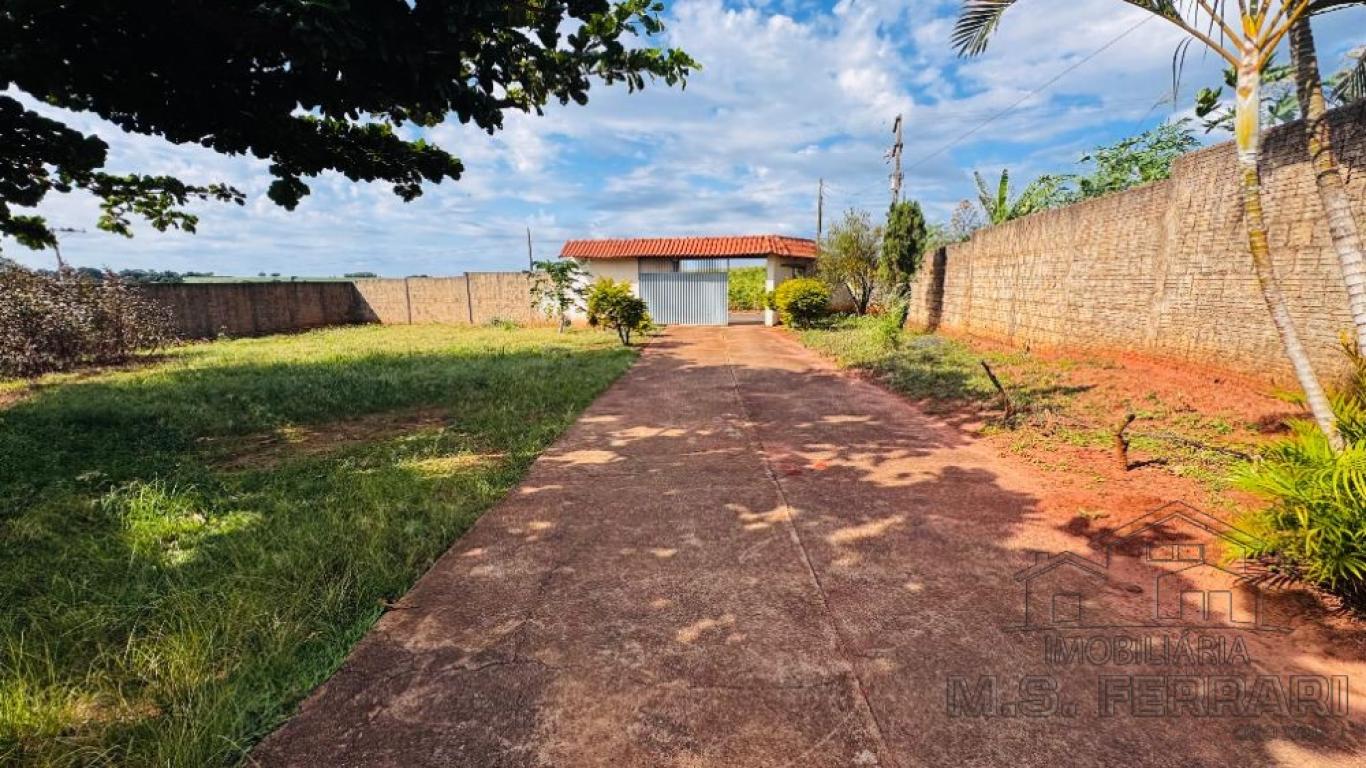 CHÁCARA NA Vila Ouro Verde em Assis