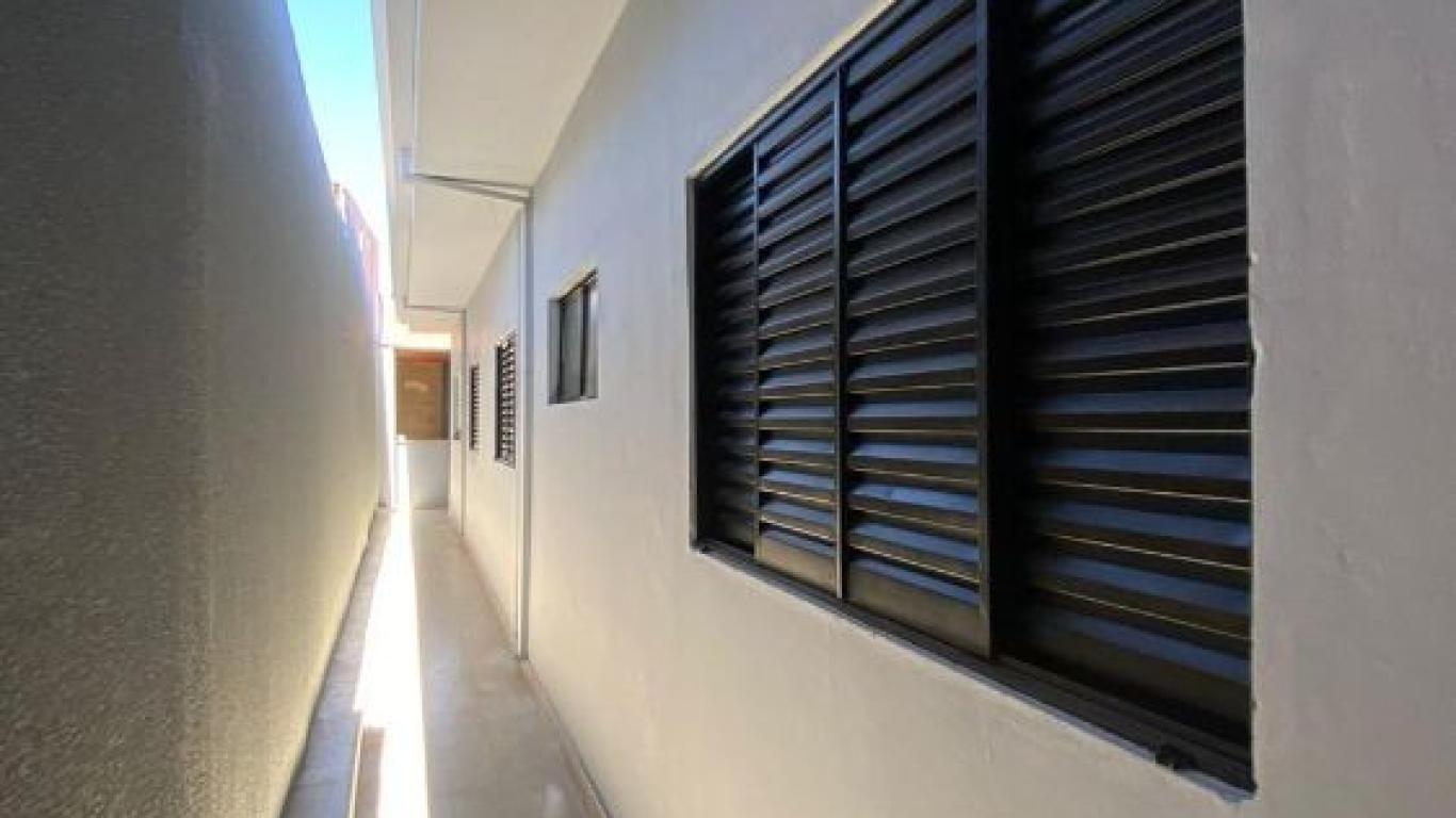 CASA NO Parque Universitário em Assis