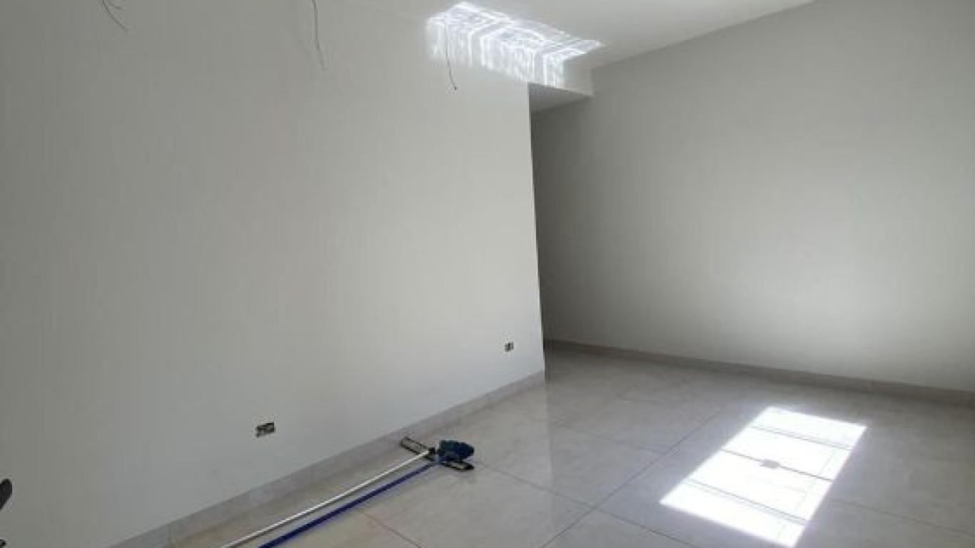 CASA NO Parque Universitário em Assis