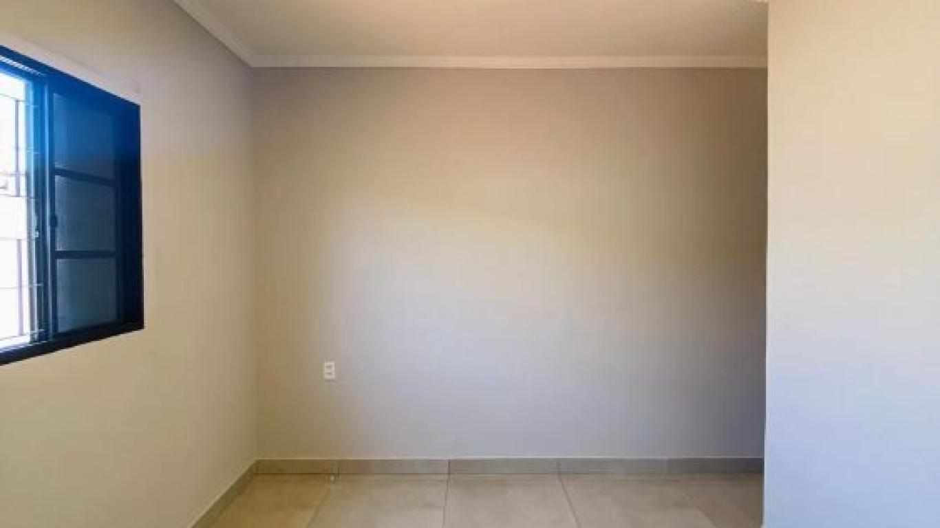 CASA NA Vila Nova Florínea em Assis