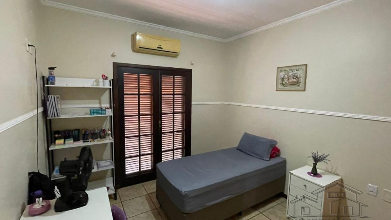 CASA NO Jardim Morumbi em Assis
