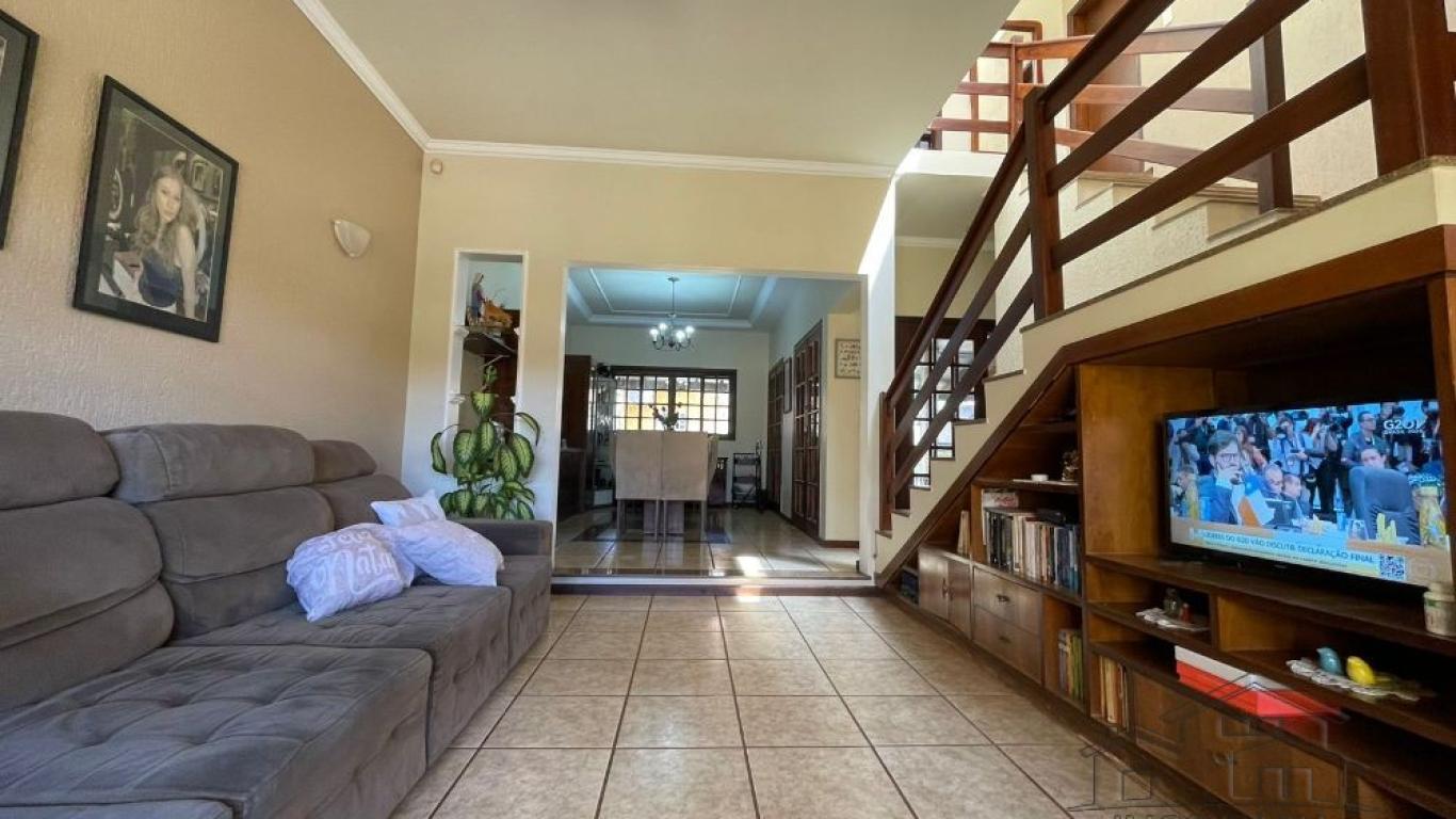 CASA NO Jardim Morumbi em Assis