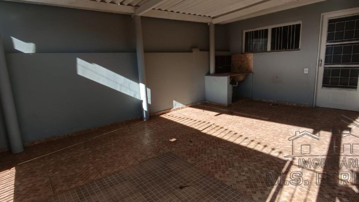 CASA NA Vila Fiuza em Assis