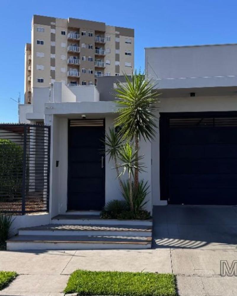 CASA NA Vila Ouro Verde em Assis