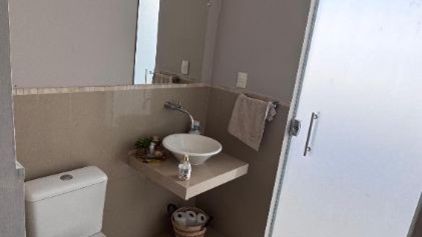 CASA NA Vila Ouro Verde em Assis