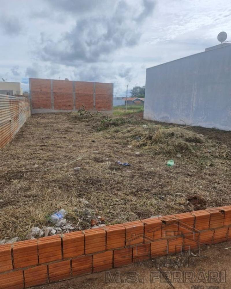 TERRENO NO JARDIM VENEZA em Assis