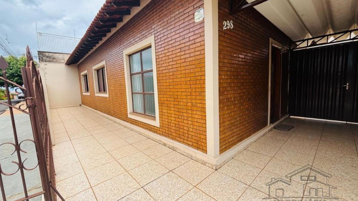 CASA NA Centro em Assis