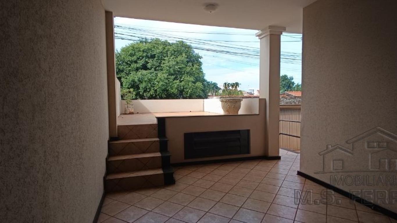 CASA NA Centro em Assis