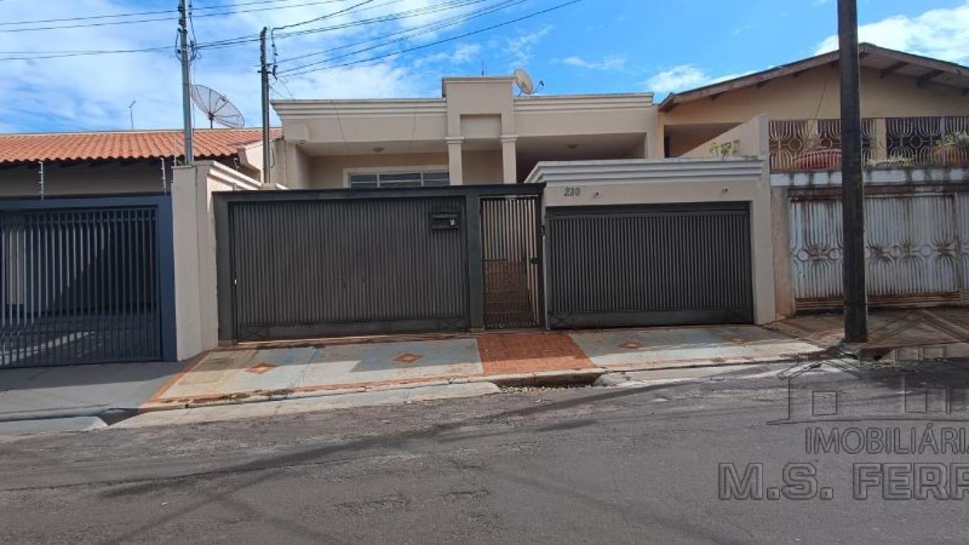 CASA NA Centro em Assis