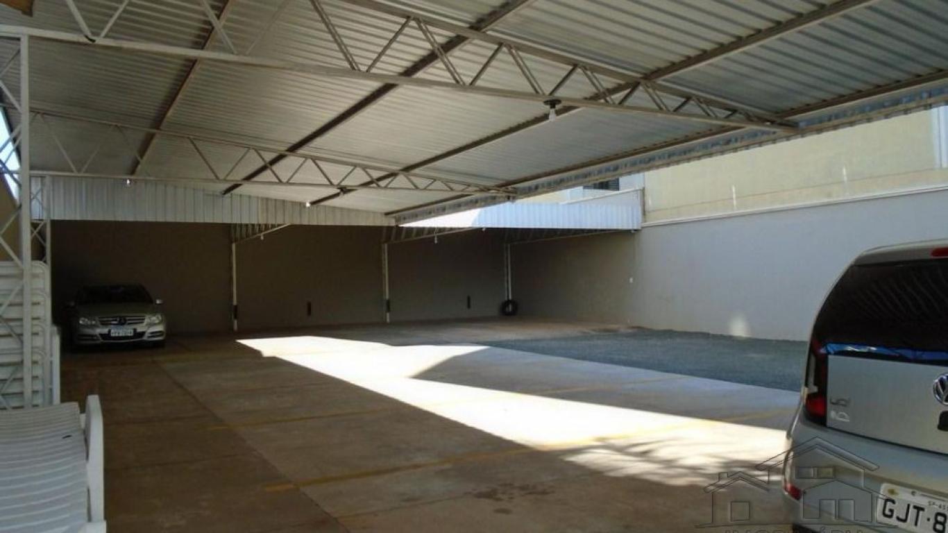 APARTAMENTO NA Centro em Assis