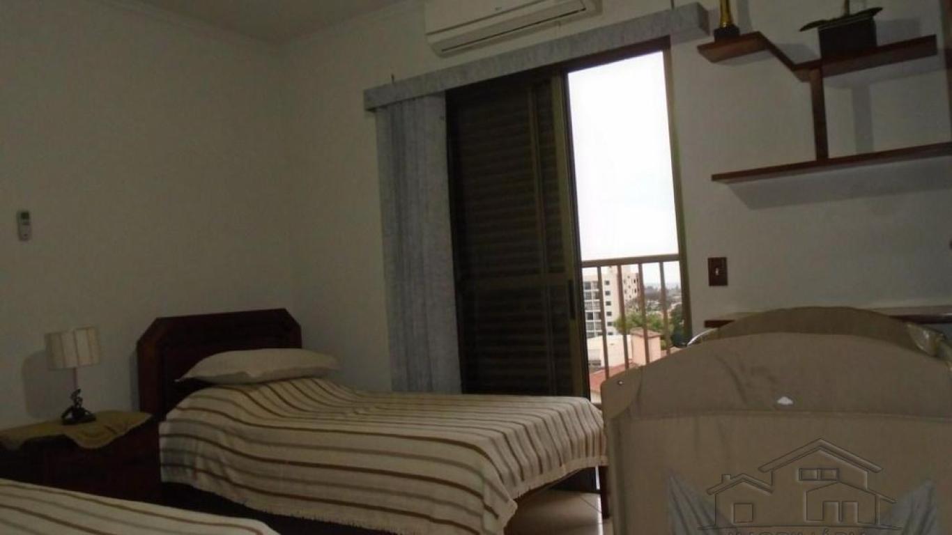 APARTAMENTO NA Centro em Assis