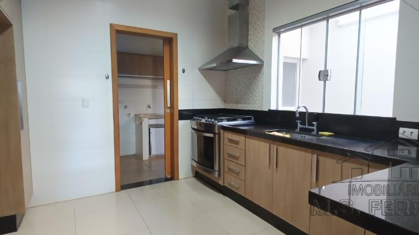 CASA NO Jardim Morumbi em Assis
