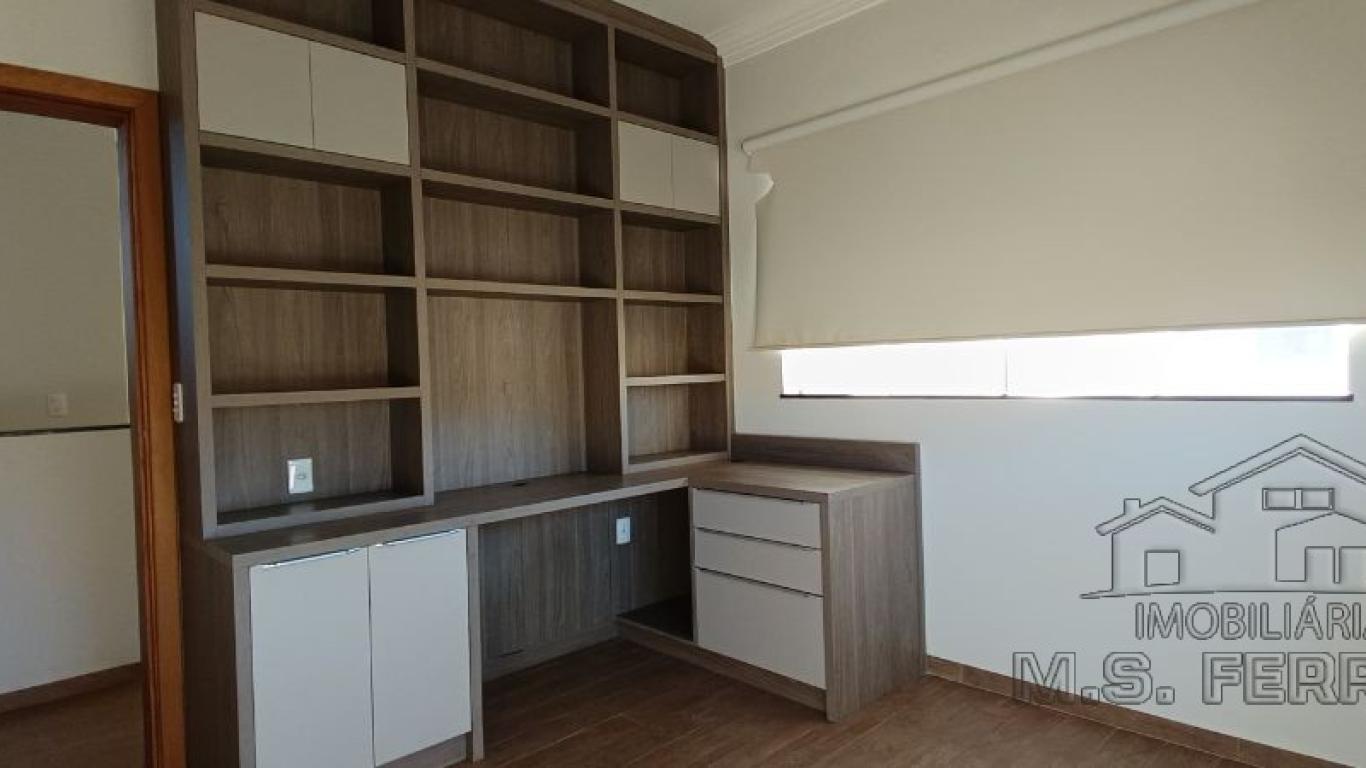 CASA NO Jardim Morumbi em Assis