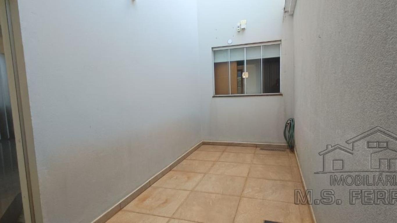 CASA NO Jardim Morumbi em Assis