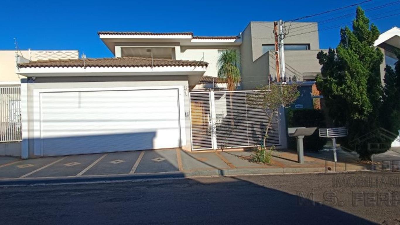 CASA NO Jardim Morumbi em Assis